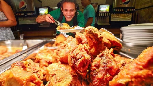 This Amish Buffet Has Some of the Best Fried Chicken in All of Idaho